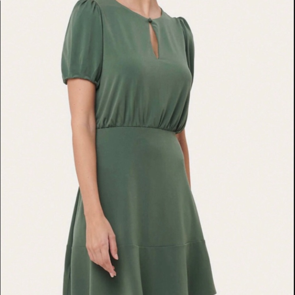 NWOT LOFT Ruffle Hem Dress sz 0